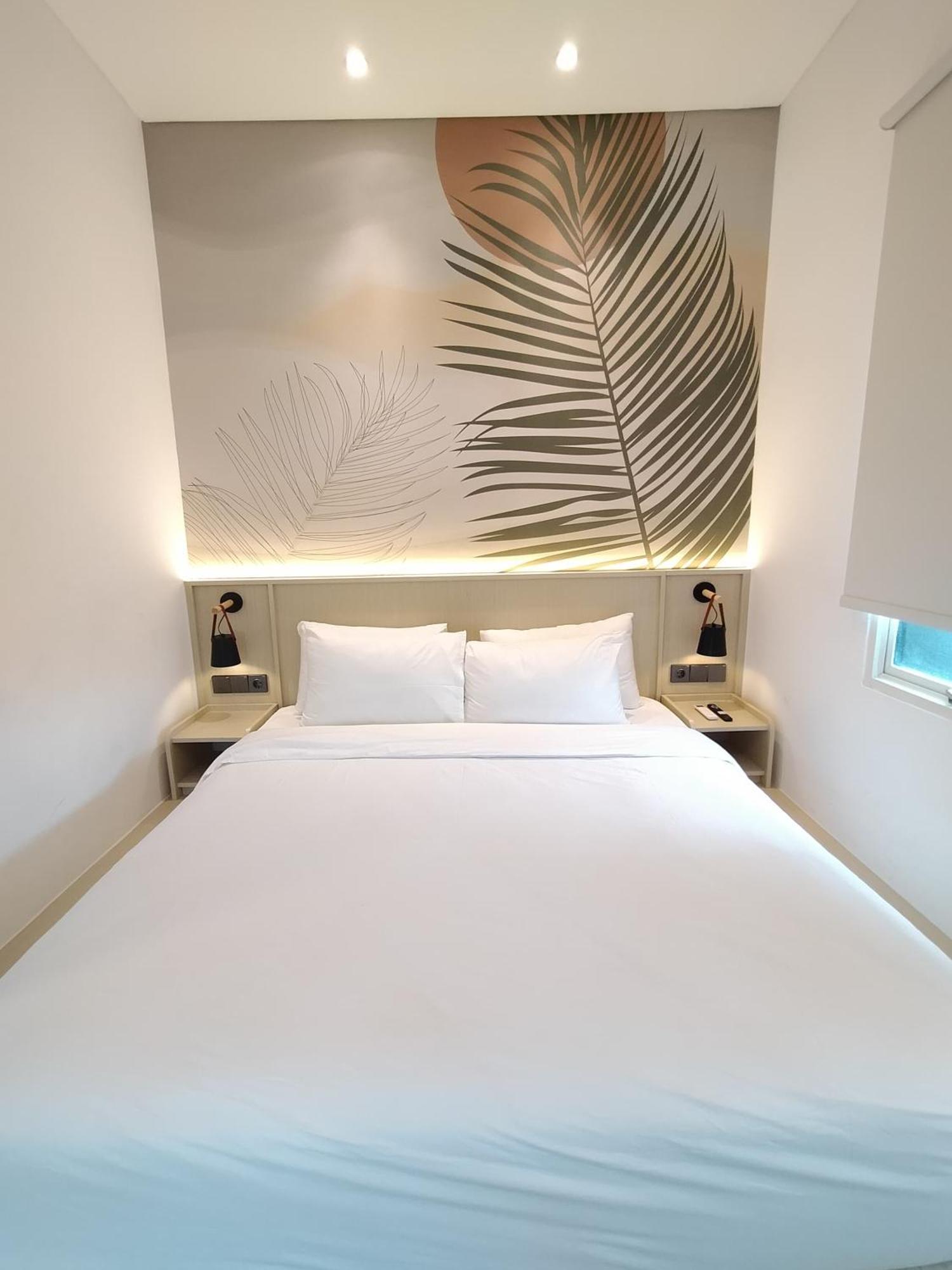 True Blue Hotel Menteng Jakarta Exterior photo